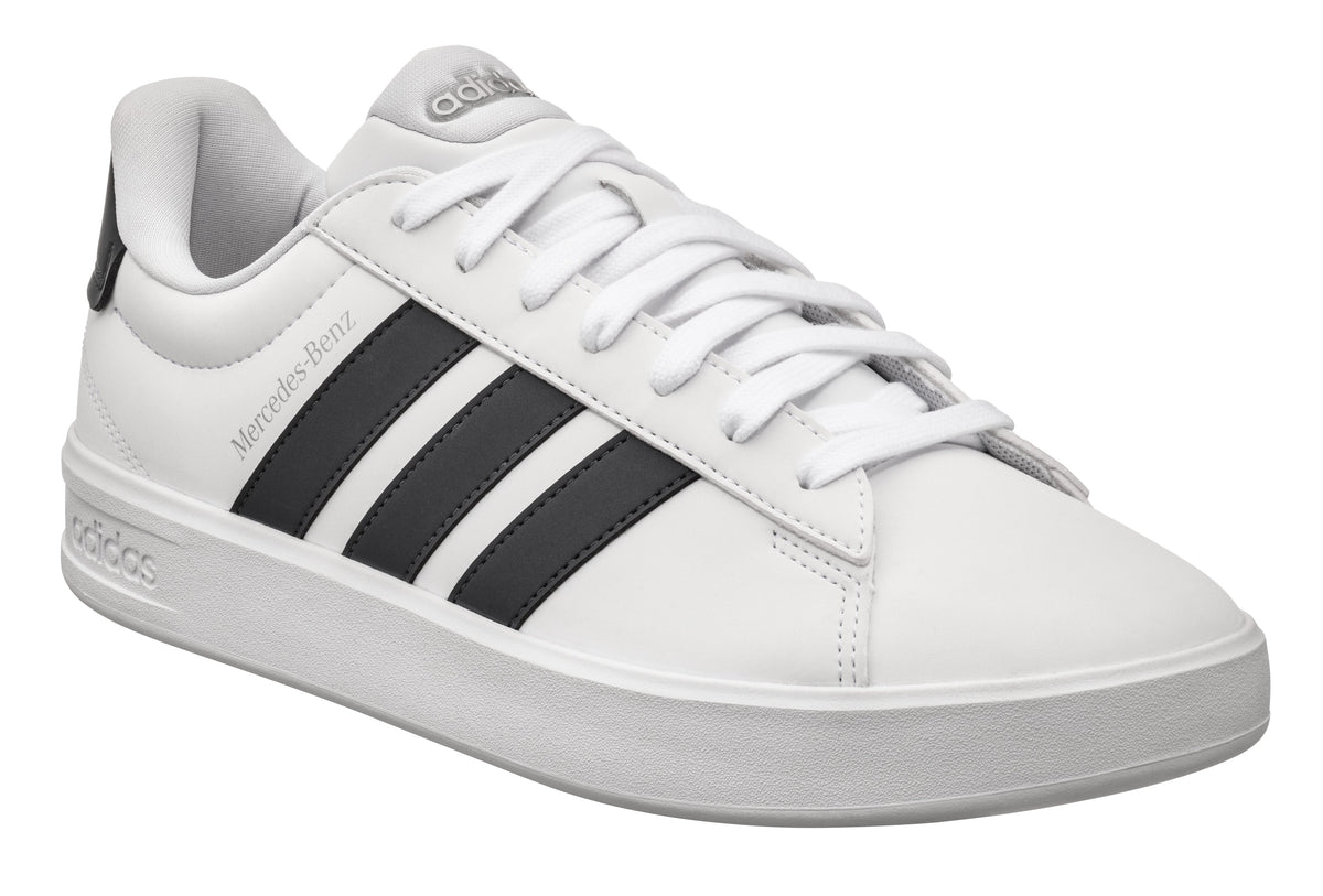 Chaussures de sport, Grand Court