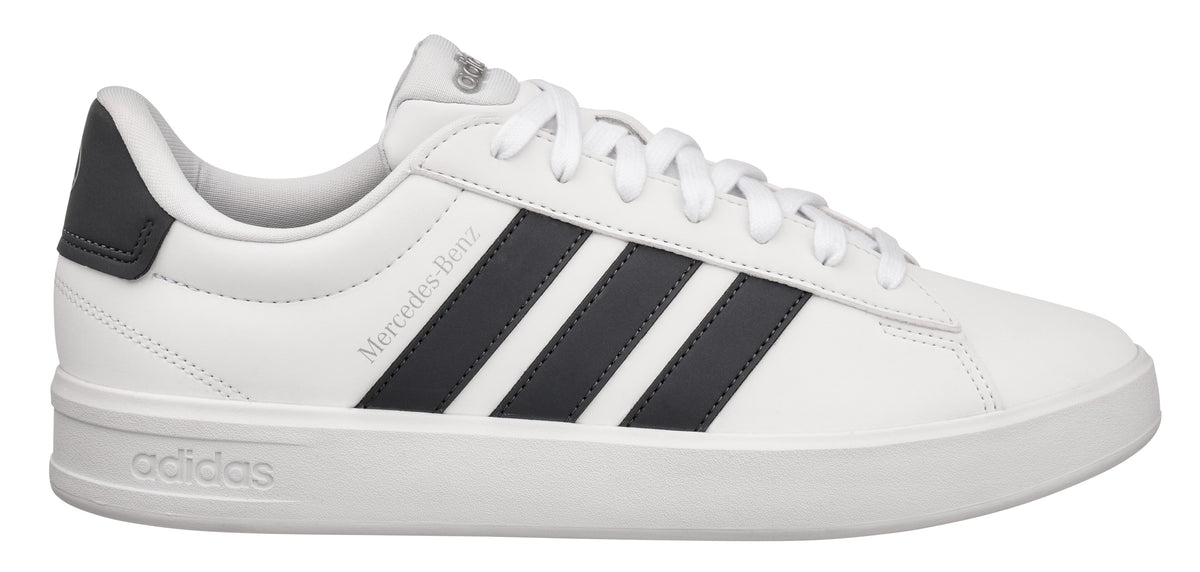 Chaussures de sport, Grand Court